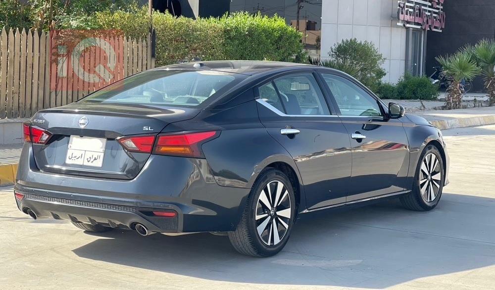 نیسان ئەلتیما